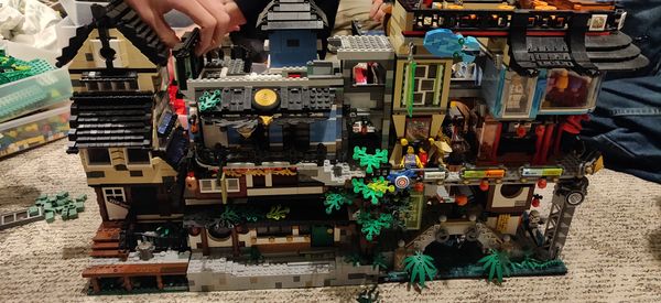 Lego ninjago city